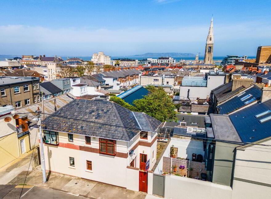 1A Cross Avenue, Dún Laoghaire, Dun Laoghaire, A96X392