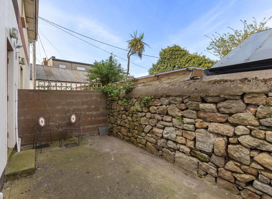 1A Cross Avenue, Dún Laoghaire, Dun Laoghaire, A96X392