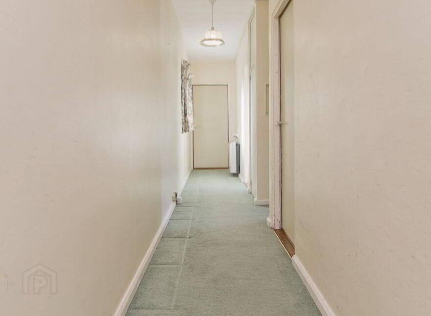 10 Hibernia, De Vesci Court, Monkstown, A96F292