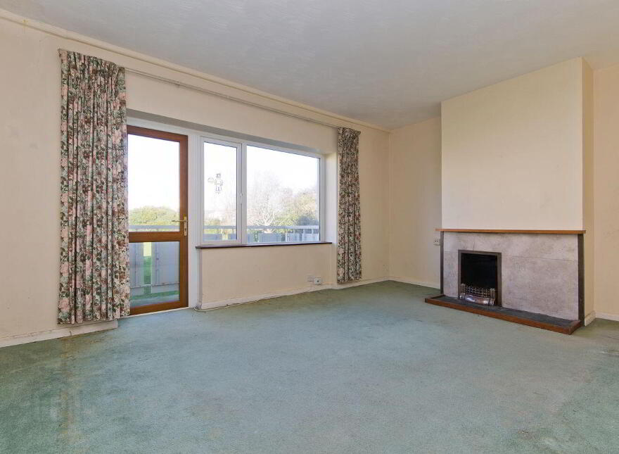10 Hibernia, De Vesci Court, Monkstown, A96F292