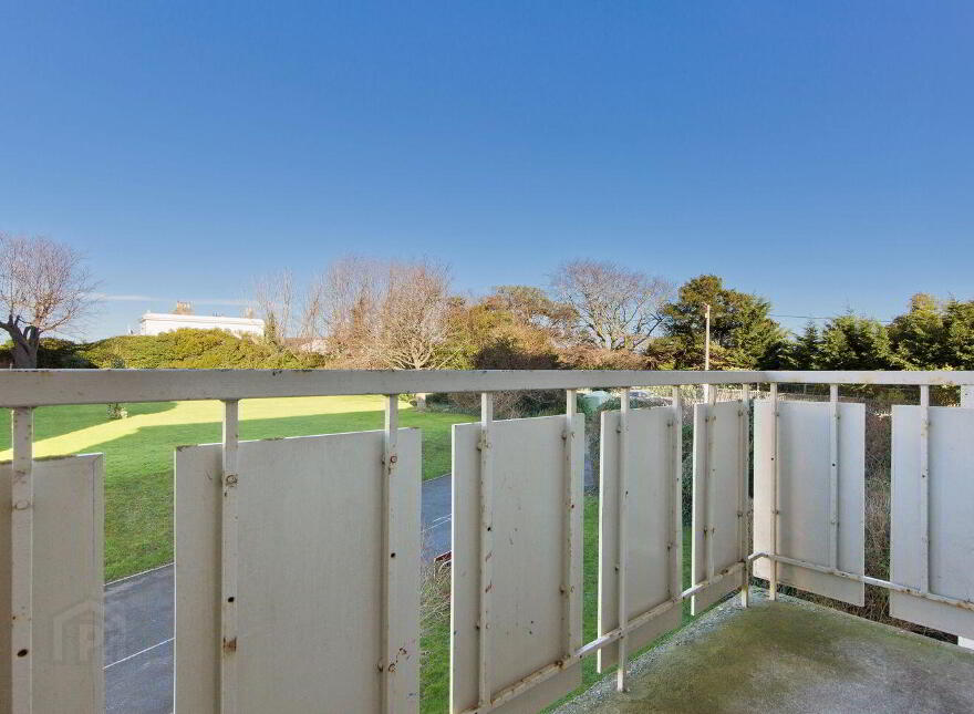10 Hibernia, De Vesci Court, Monkstown, A96F292