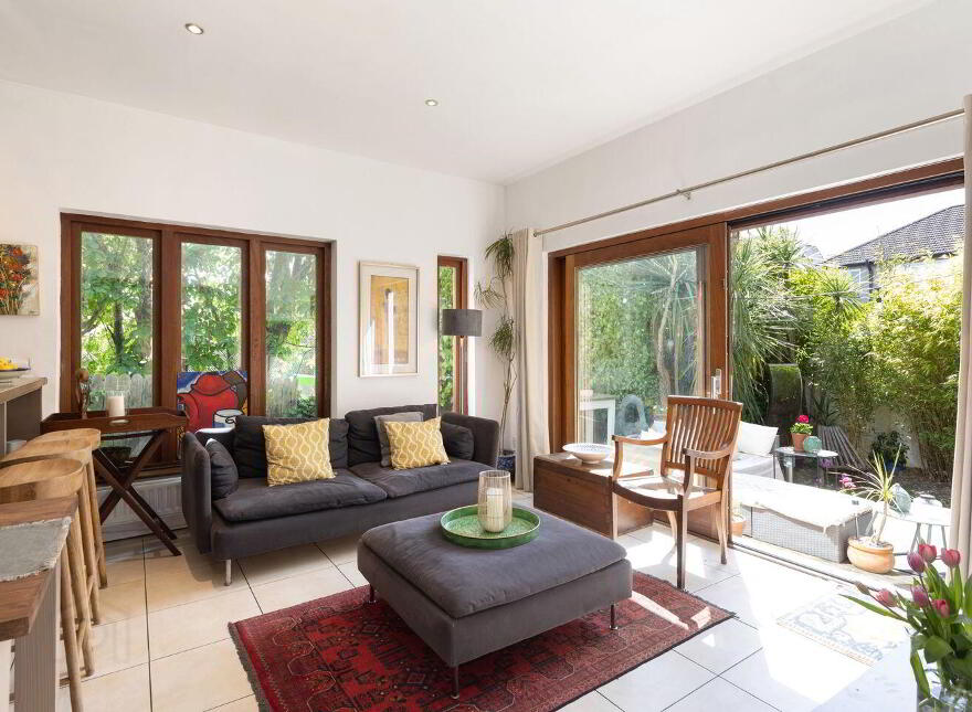 Cois Scoil, Meadow Vale, Blackrock, Blackrock, A94XY90