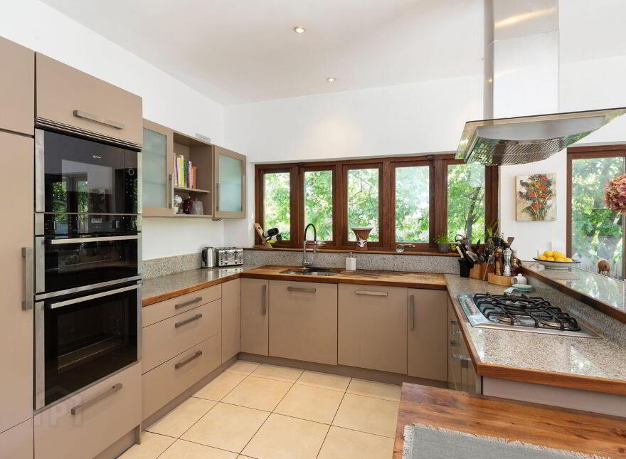 Cois Scoil, Meadow Vale, Blackrock, Blackrock, A94XY90