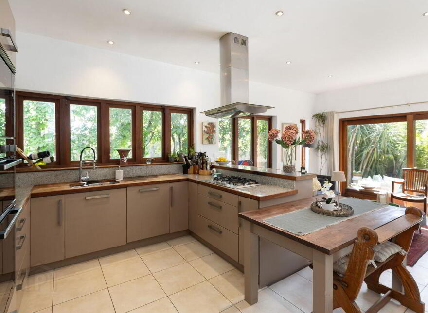 Cois Scoil, Meadow Vale, Blackrock, Blackrock, A94XY90