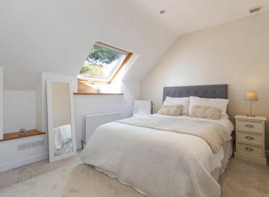 Cois Scoil, Meadow Vale, Blackrock, Blackrock, A94XY90