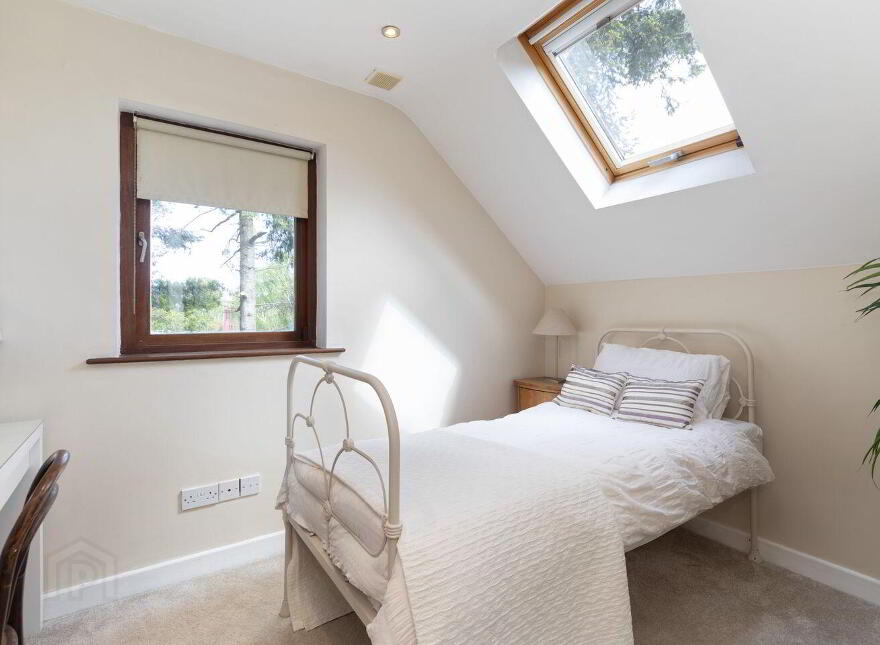 Cois Scoil, Meadow Vale, Blackrock, Blackrock, A94XY90