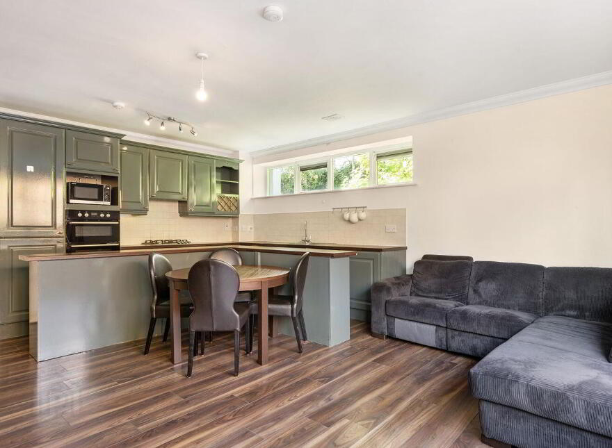 4 Marlfield House, St Gabriels, Cabinteely, Cabinteely, D18RD42