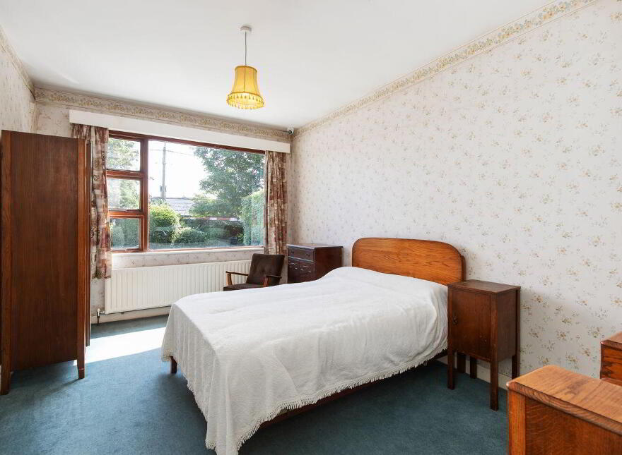 2 Stradbrook Lawn, Blackrock, Blackrock, A94K277