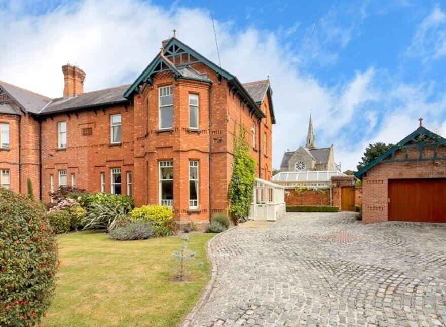 Crannmor, Knapton Road, Monkstown, A96YD37