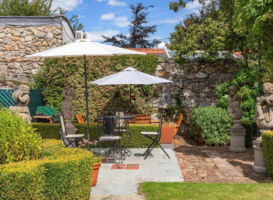 Crannmor, Knapton Road, Monkstown, A96YD37