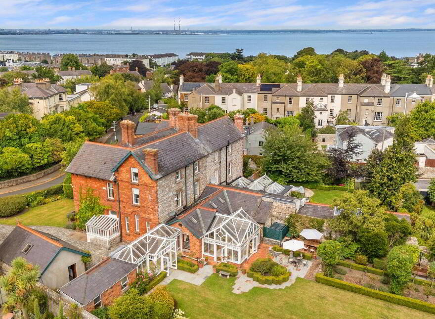 Crannmor, Knapton Road, Monkstown, A96YD37