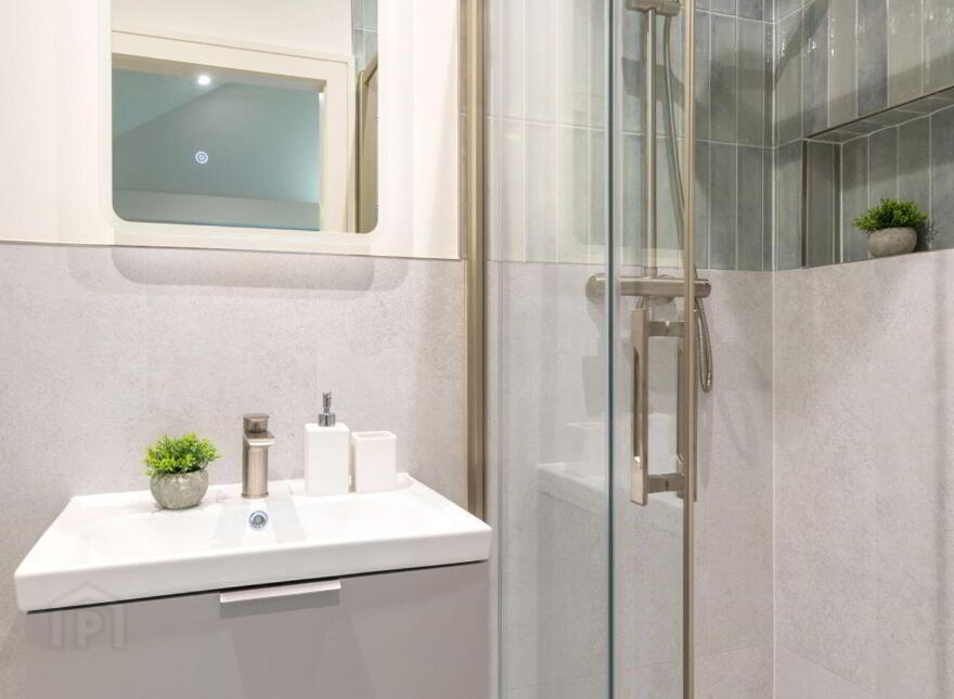 Jura, 47 St Fintan's Villas, Blackrock, Blackrock, A94F8EW