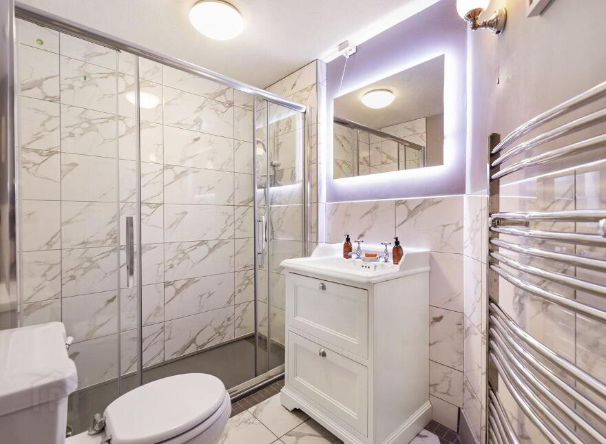 Apartment 2 Brooklawn House Brooklawn Wood, Stradbrook Road, Blackro...Blackrock, A94RX98