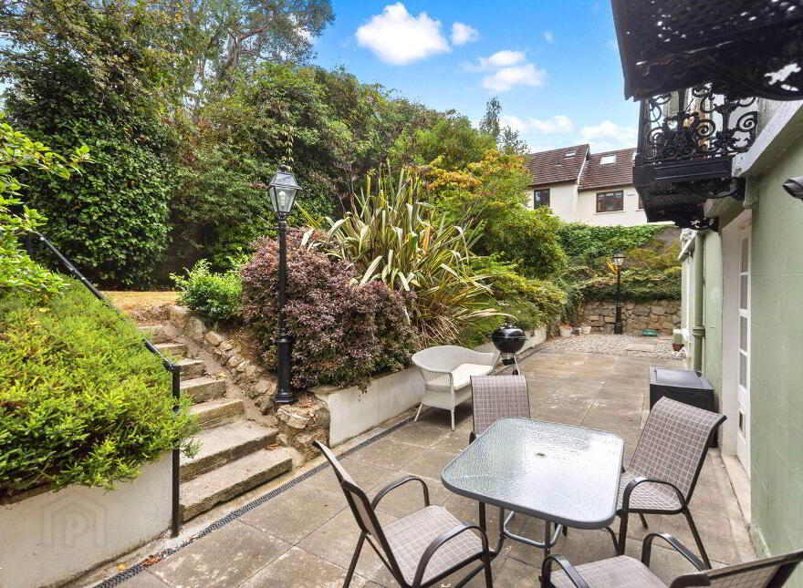 Apartment 2 Brooklawn House Brooklawn Wood, Stradbrook Road, Blackro...Blackrock, A94RX98