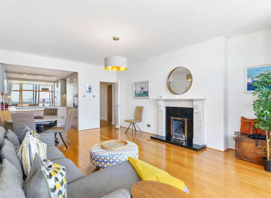 8 The Pavilion, Marine Road, Dún Laoghaire, Dun Laoghaire, A96AC91