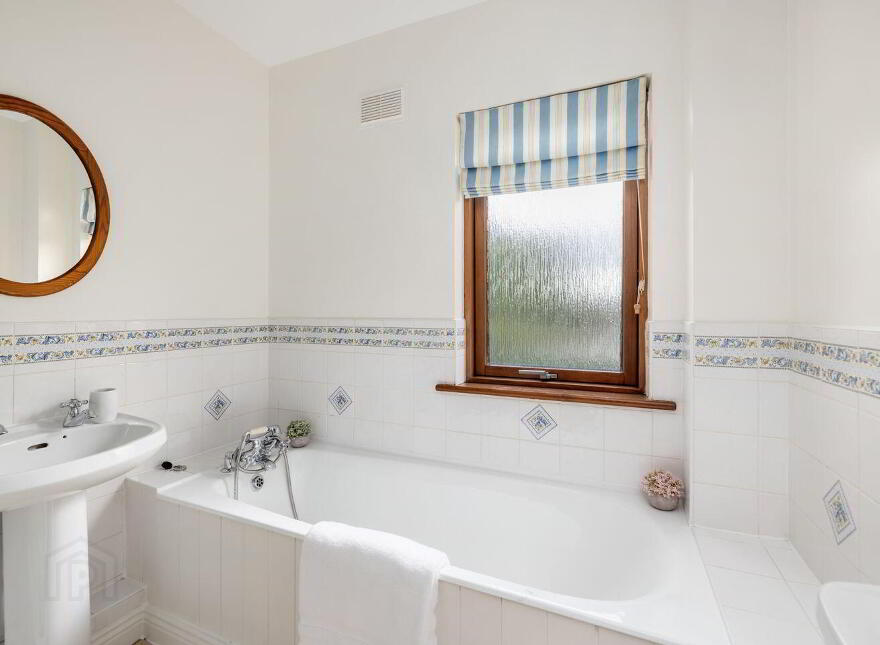 32A Oakwood, Kill Abbey, Kill, O The Grange, Blackrock, Blackrock, A94F6C4