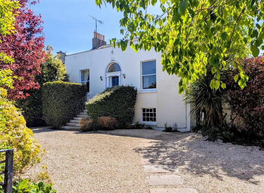 Garth Lodge, 9 Tivoli Terrace South, Dún Laoghaire, Dun Laoghaire, A96PR62 photo