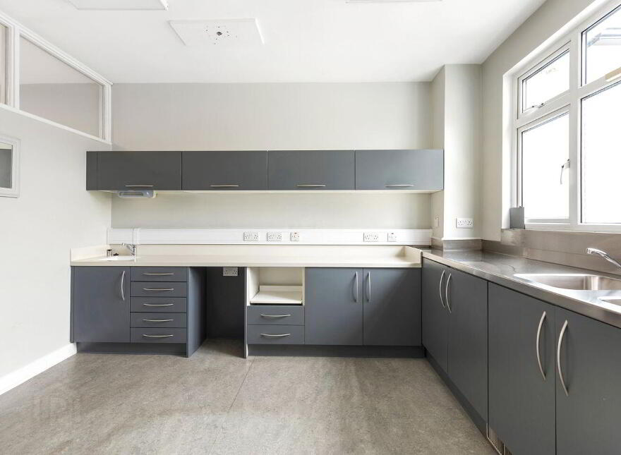 235 Rochestown Avenue, Dún Laoghaire, Dun Laoghaire, A96W8X4