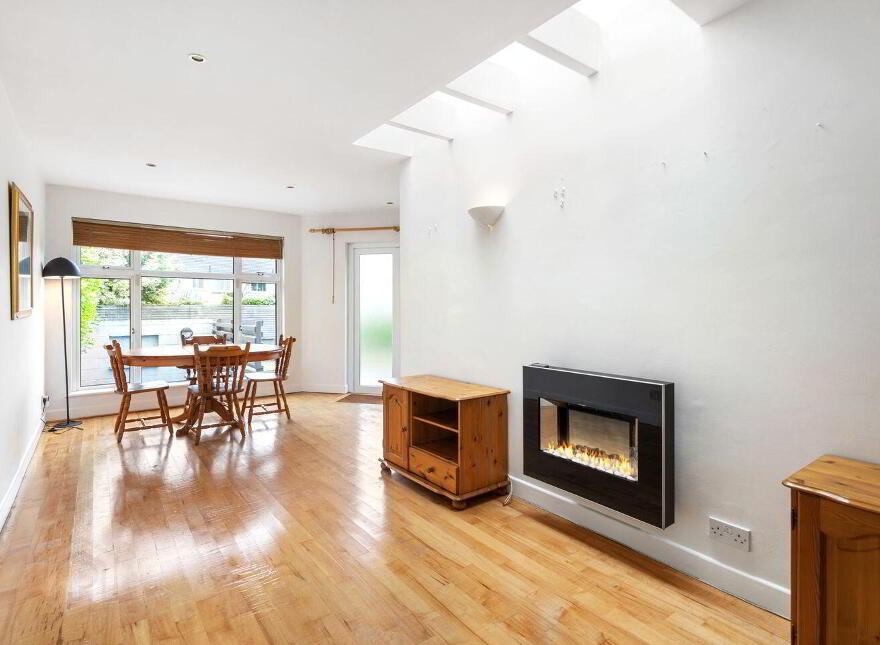 235 Rochestown Avenue, Dún Laoghaire, Dun Laoghaire, A96W8X4
