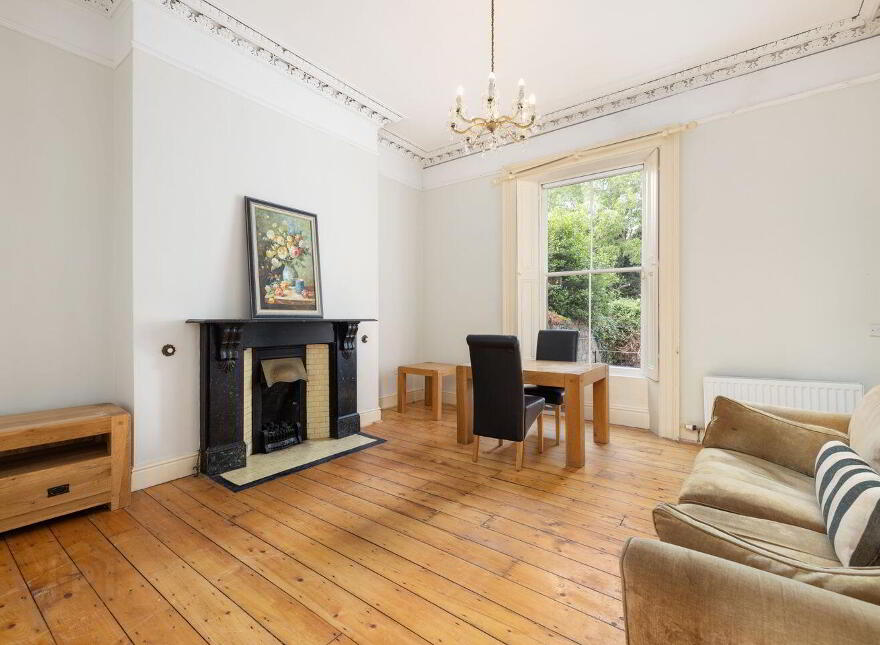 27 Cambridge Terrace, York Road, Dún Laoghaire, Dun Laoghaire, A96H2T7