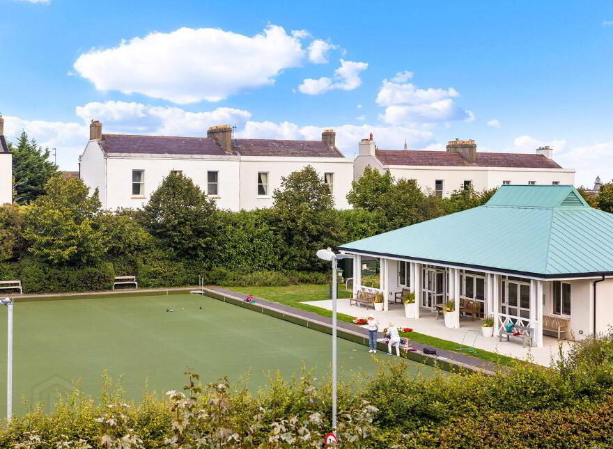 52 Roseland Avenue, Cualanor, Dún Laoghaire, Dun Laoghaire, A96P8P5