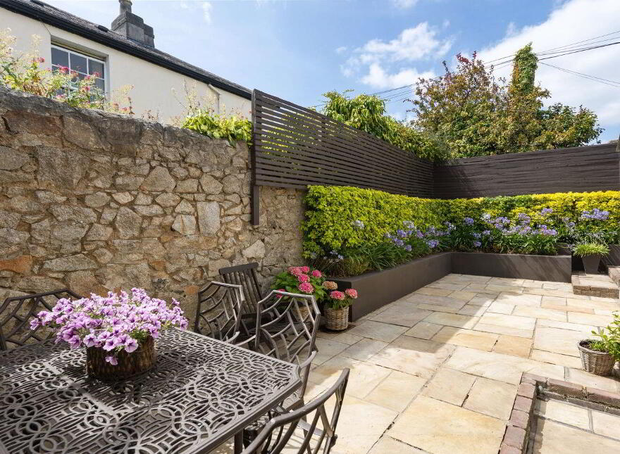 20 Mulgrave Terrace, Dún Laoghaire, Dun Laoghaire, A96VR02