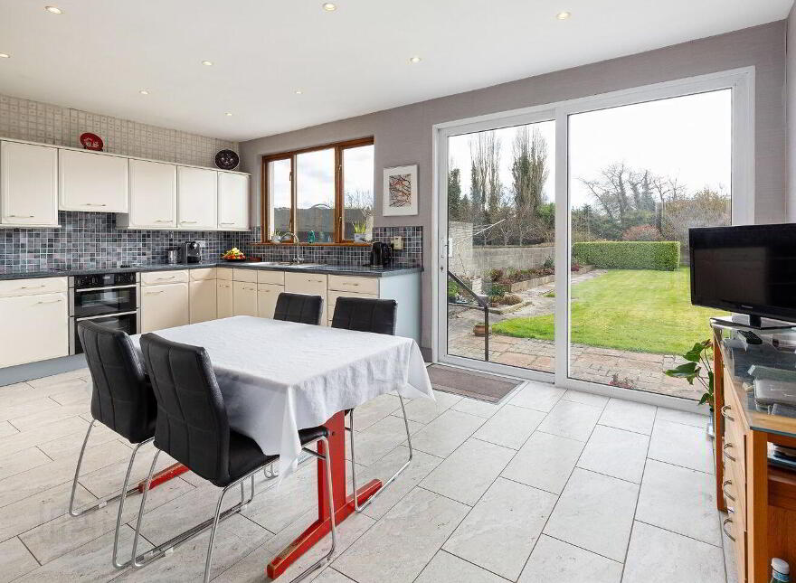 6 Deerpark Avenue, Castleknock, Castleknock, D15Y0XC
