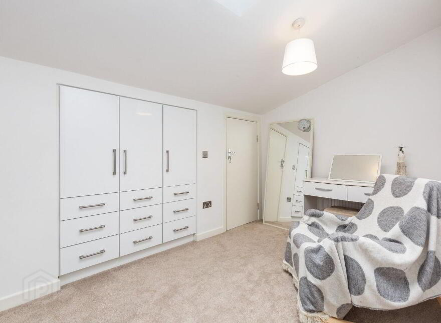 11 Denewood, Beechpark Avenue, Castleknock, Castleknock, D15EY91
