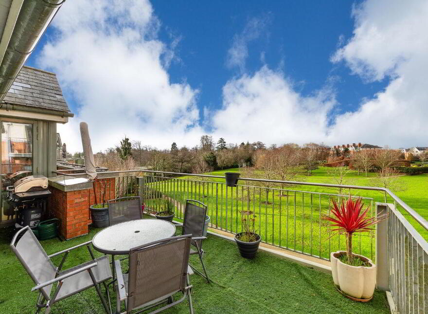 18 Alder Lodge, Farmleigh Avenue, Farmleigh Woods, Castleknock, Castleknock, D15N242