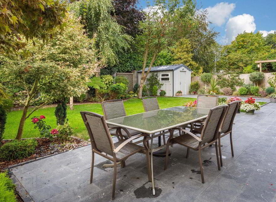 24 Woodberry, Castleknock, Castleknock, D15HDK1