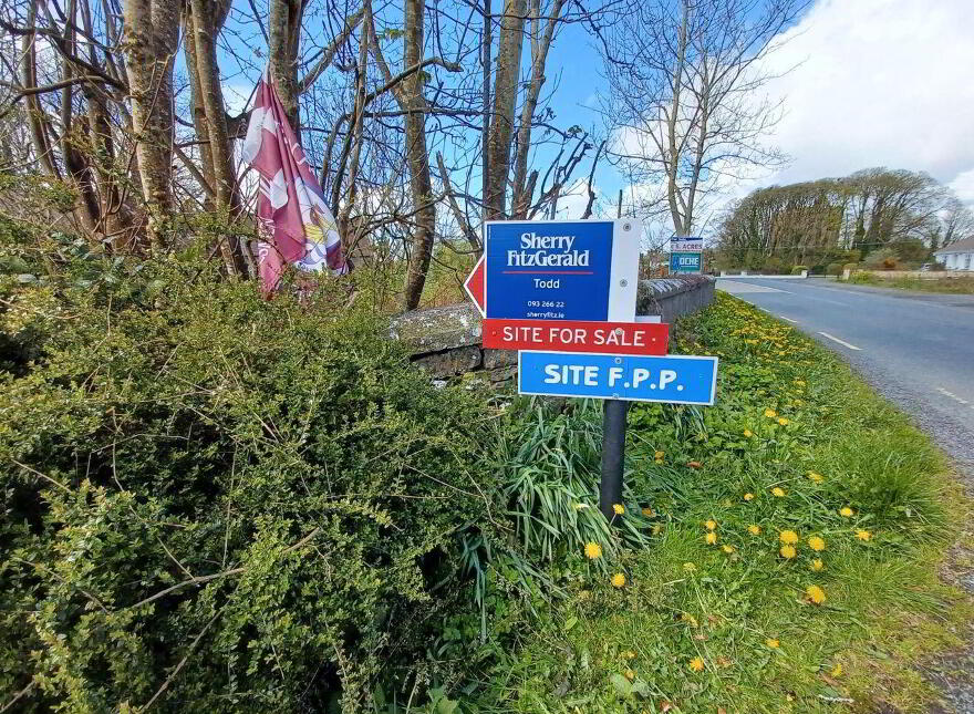 0.69 Acre Site With, F P.p, Clooneen, Dunmore