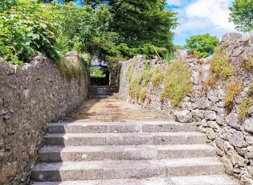 Prospect House, Old Ballygaddy Road, Tuam, H54V382