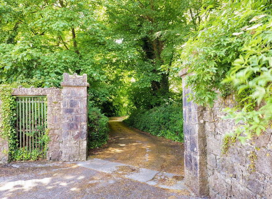 Prospect House, Old Ballygaddy Road, Tuam, H54V382