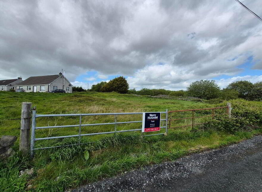 0.4 Acre In Claretuam, Belclare