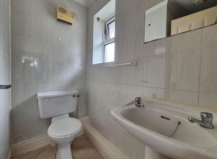 5 Riverside Court, Tuam, H54EK64