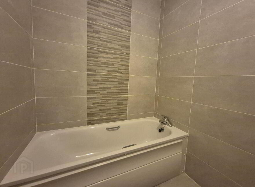 134 Carrigweir, Weir Road, Tuam, H54X340