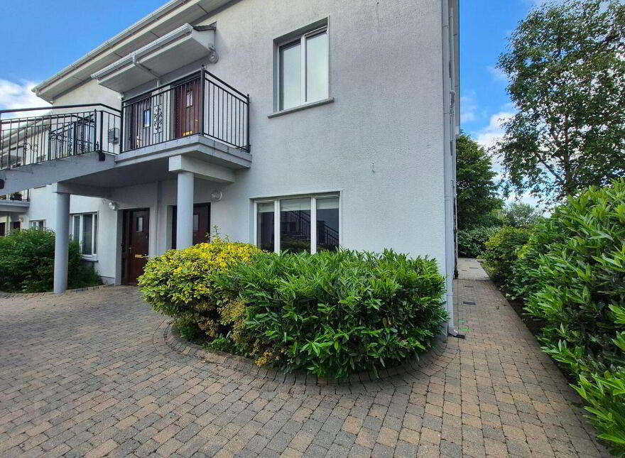 134 Carrigweir, Weir Road, Tuam, H54X340
