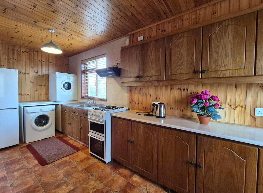 Inisfree, Dublin Road, Tuam, H54HV83