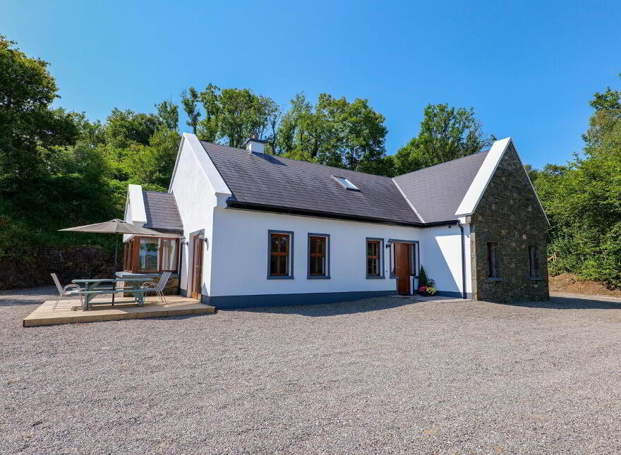 Kilbride Point, Finny, F12C838