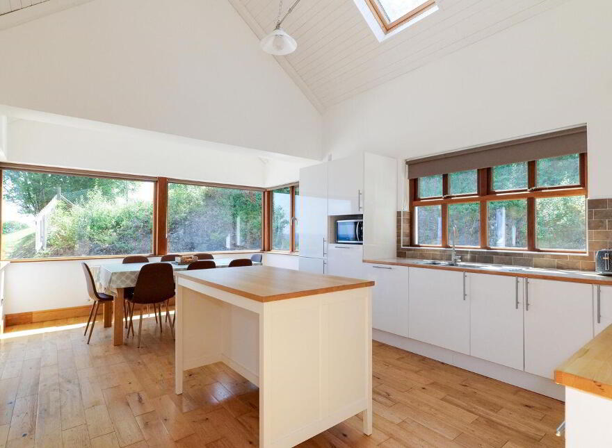 Kilbride Point, Finny, F12C838