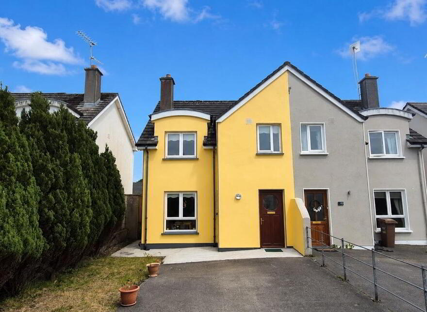 45 The Pottery, Weir Road, Tuam, H54P082 photo