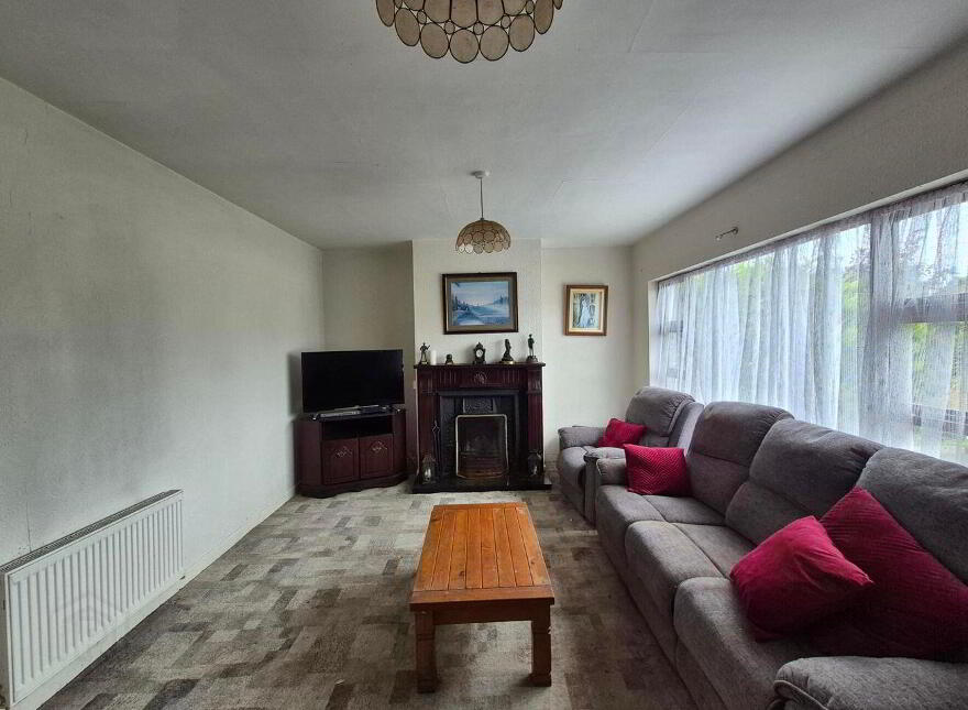 Galway Road, Tuam, H54W244