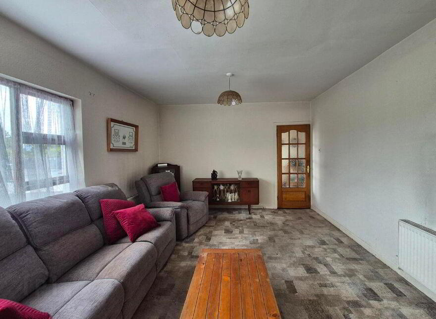 Galway Road, Tuam, H54W244