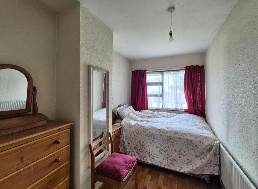 Galway Road, Tuam, H54W244