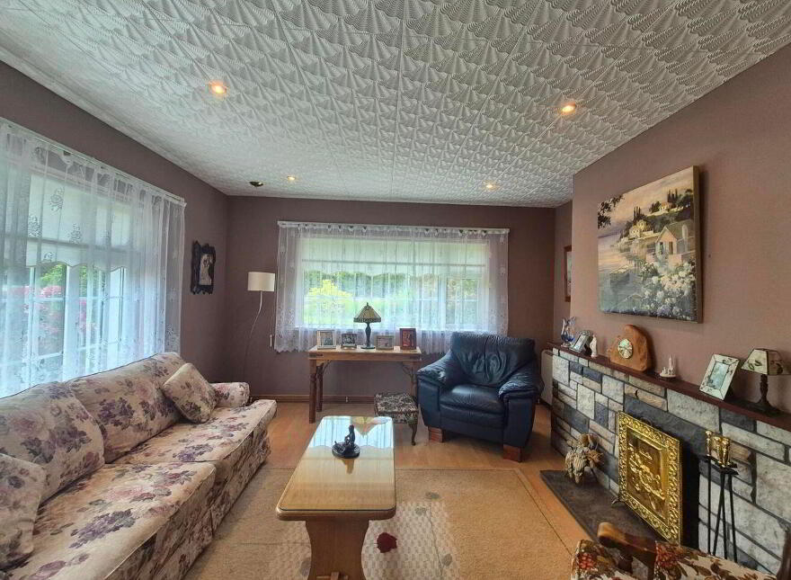 2 Grattan Park, Mountbellew, H53P025