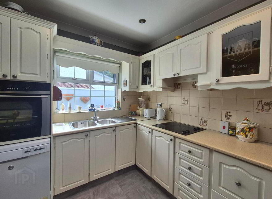 2 Grattan Park, Mountbellew, H53P025