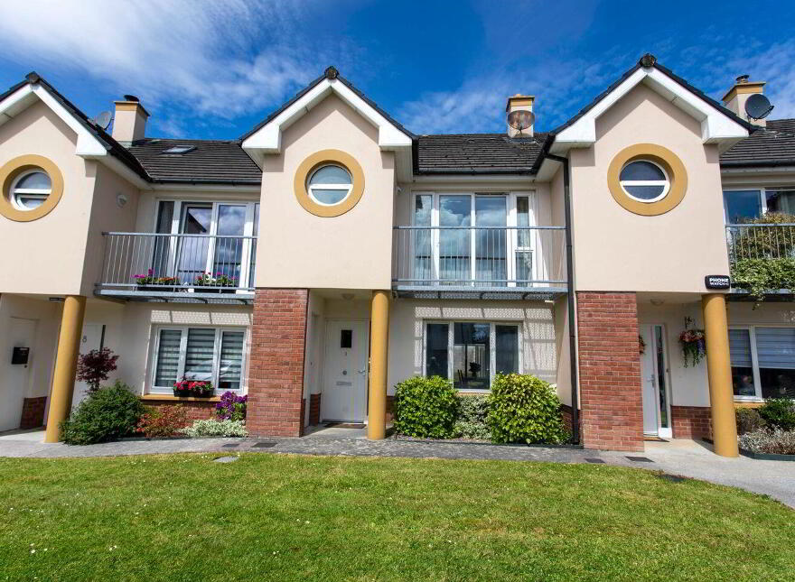9 Hollow Way, Oakview Village, Tralee, V92WEP1 photo