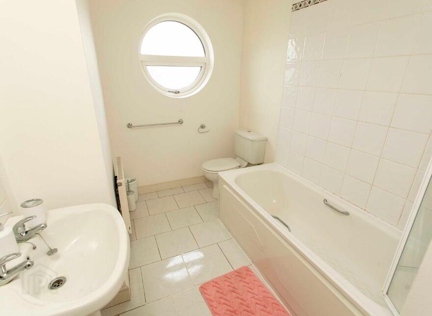9 Hollow Way, Oakview Village, Tralee, V92WEP1