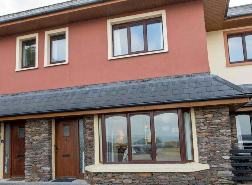 4 Tralee Bay Holiday Village, Aughacasla, V92YX02
