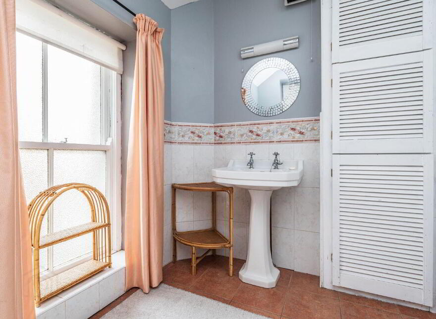 1 Victoria Terrace, Naas, W91YC8C